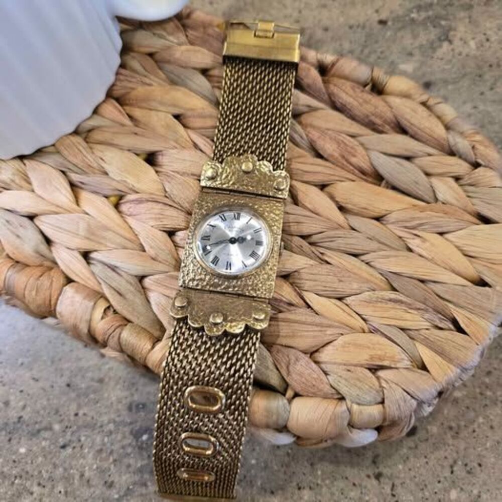 Women's Rhapsody Royale 17 Jewels Gold Watch